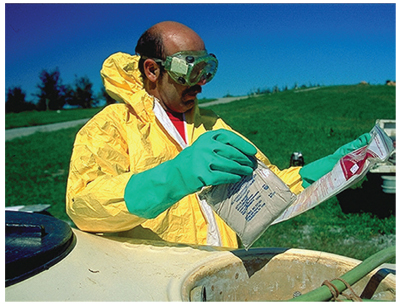 NASD - OREGON OSHA: Pesticide use and your personal protective equipment
